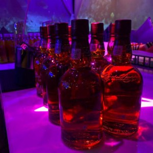 杭州高端KTV包厢定制摆酒服务